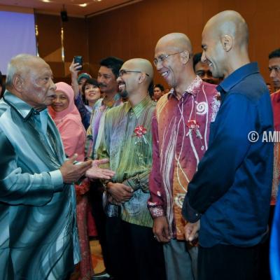 Akshah2011 50
